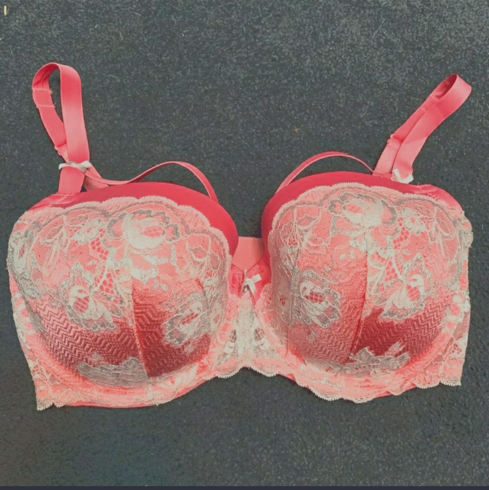 VS Balconette Bra NWOT